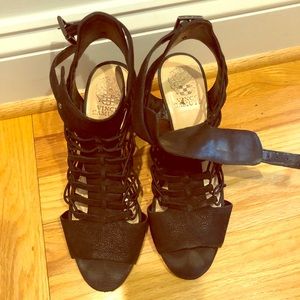 Vince Camuto cage Sandel